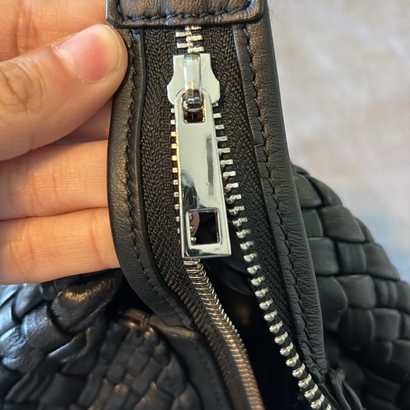 Woven Real Leather Handbag - Picture 6 of 9